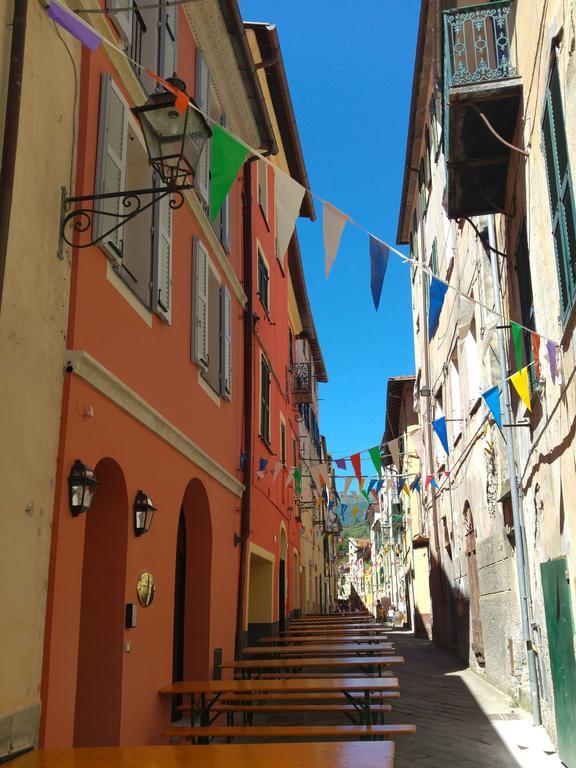 Il Cuore Del Borgo - Holiday Home Borgomaro Exterior foto