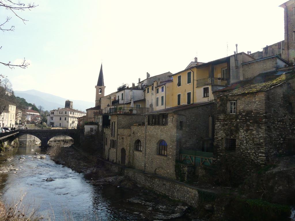 Il Cuore Del Borgo - Holiday Home Borgomaro Exterior foto