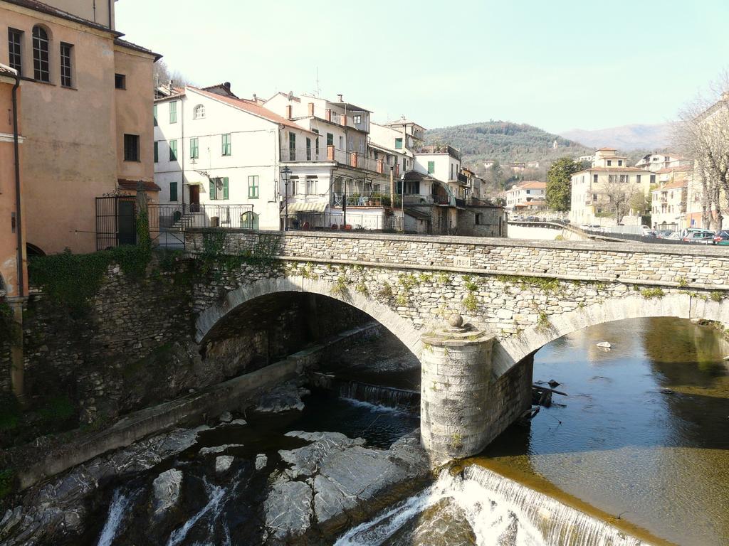 Il Cuore Del Borgo - Holiday Home Borgomaro Exterior foto